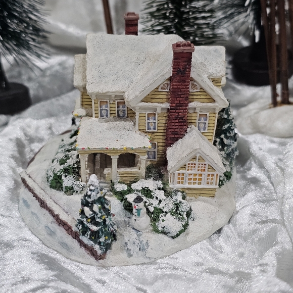 THOMAS KINKADE Hawthorne Village Sculpture "Winter Memories" Vintage Christmas - Picture 3 of 12
